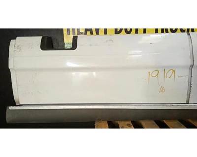 Freightliner Cascadia 125 Left Fairing