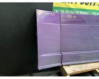 Freightliner Cascadia 125 Right Fairing