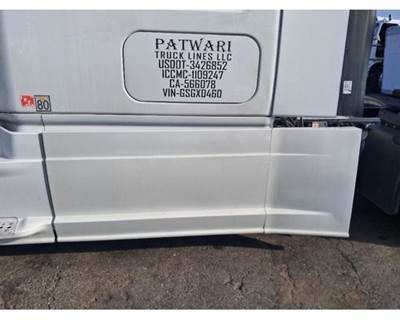 Freightliner Cascadia 125 Left Fairing for a Freightliner CASCADIA