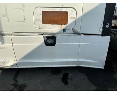 Freightliner Cascadia 125 Left Fairing for a Freightliner CASCADIA