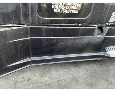 Freightliner Cascadia 125 Right Fairing for a Freightliner CASCADIA