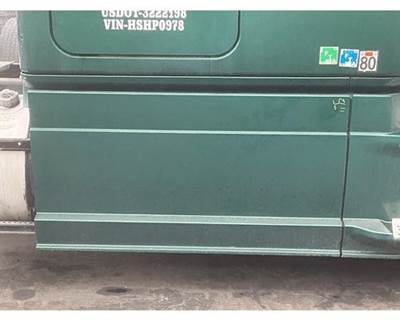 Freightliner Cascadia 125 Right Fairing for a Freightliner CASCADIA