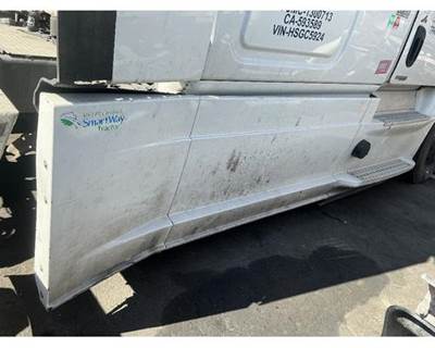 Freightliner Cascadia 125 Right Fairing for a Freightliner CASCADIA
