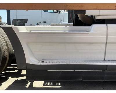 Freightliner Cascadia 125 Fairing for a Freightliner CASCADIA