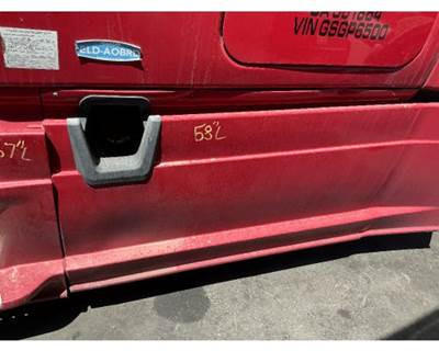 Freightliner Cascadia 125 Left Fairing
