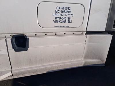 Freightliner Cascadia 126 Left Fairing for a Freightliner CASCADIA