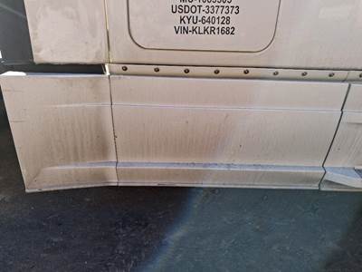 Freightliner Cascadia 126 Right Fairing for a Freightliner CASCADIA