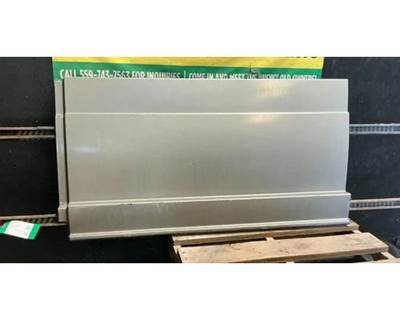 Freightliner Cascadia 126 Left Fairing