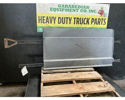 Freightliner Cascadia 126 Right Fairing