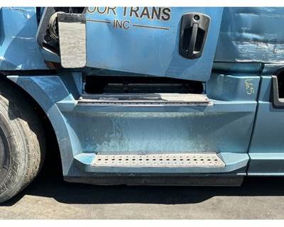 Freightliner Cascadia 126 Left Fairing for a Freightliner CASCADIA
