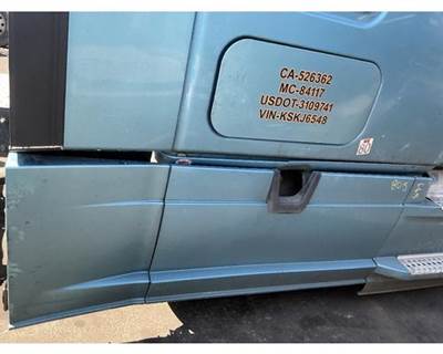 Freightliner Cascadia 126 Right Fairing for a Freightliner CASCADIA