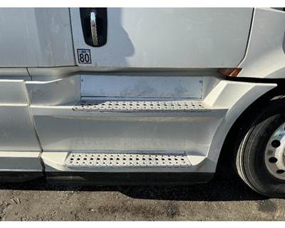Freightliner Cascadia 126 Fairing for a Freightliner CASCADIA