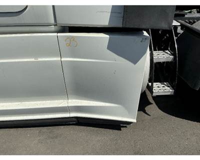 Freightliner Cascadia 126 Fairing for a Freightliner CASCADIA