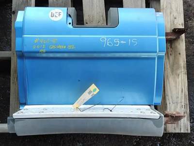 Freightliner Cascadia 132 Right Fairing