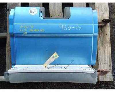 Freightliner Cascadia 132 Right Fairing