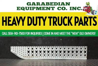 Freightliner Century Class 120 Left Fairing