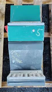 Freightliner FLD120 Left Fairing