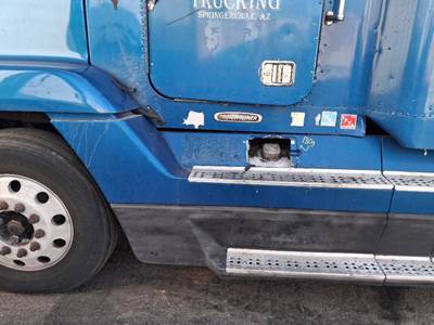 Freightliner FLD120 Left Fairing