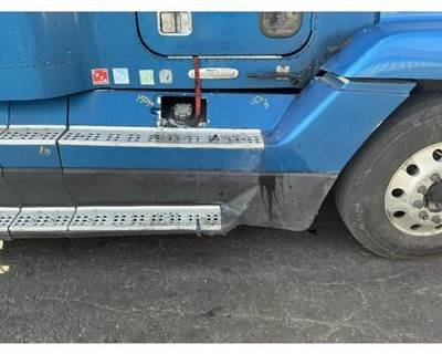 Freightliner FLD120 Right Fairing