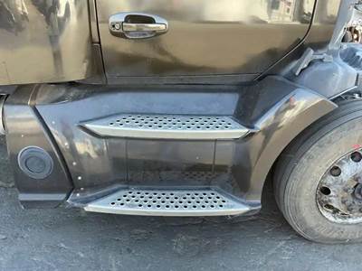 Kenworth T680 Right Fairing