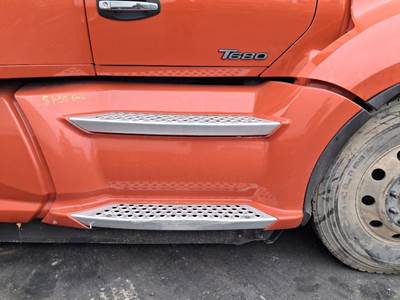 Kenworth T680 Right Fairing