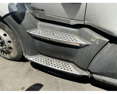 Kenworth T680 Left Fairing