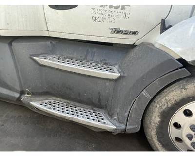 Kenworth T680 Right Fairing
