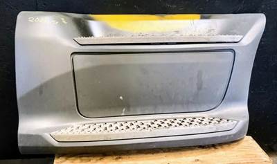 Peterbilt 579 Right Fairing