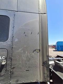 Peterbilt 579 Left Fairing