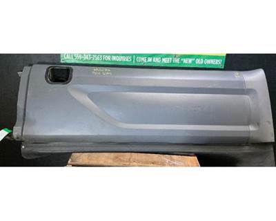 Peterbilt 579 Left Fairing