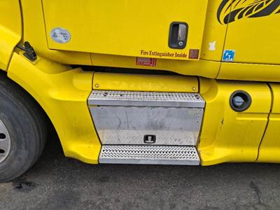 Peterbilt 587 Left Fairing