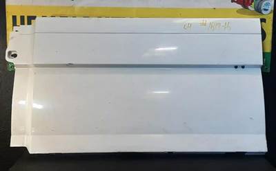 Volvo VNL Left Fairing