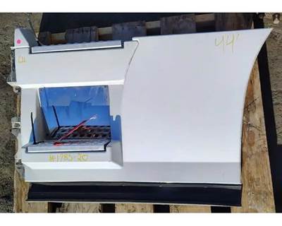 Volvo VNL Left Fairing