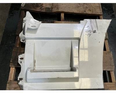 Volvo VNL Left Fairing