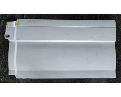 Volvo VNL Left Fairing