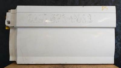 Volvo VNL670 Left Fairing