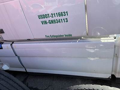 Volvo VNL780 Left Fairing