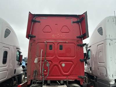 Freightliner Cascadia 125 Sleeper Fairing for a Freightliner CASCADIA