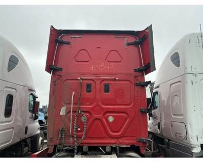 Freightliner Cascadia 125 Sleeper Fairing for a Freightliner CASCADIA