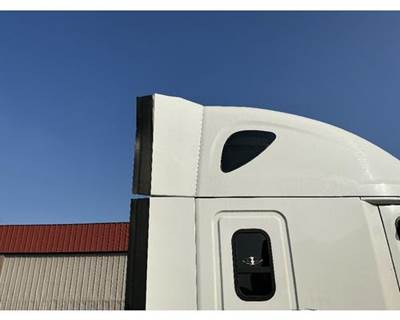 Freightliner Cascadia 125 Sleeper Fairing for a Freightliner CASCADIA