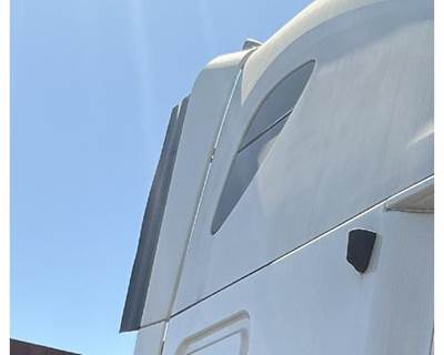 Freightliner Cascadia 125 Sleeper Fairing for a Freightliner CASCADIA