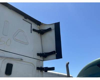 Freightliner Cascadia 125 Sleeper Fairing for a Freightliner CASCADIA