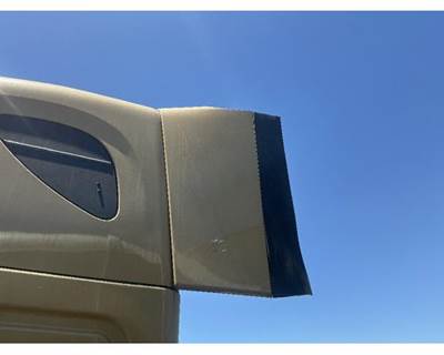 Freightliner Cascadia 125 Sleeper Fairing for a Freightliner CASCADIA