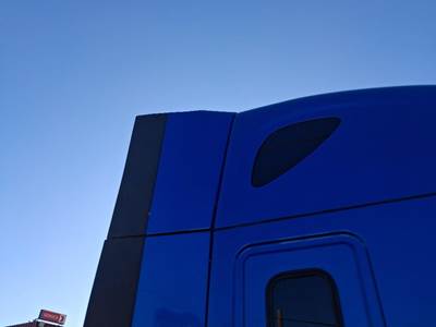 Freightliner Cascadia 126 Sleeper Fairing for a Freightliner CASCADIA