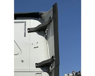 Freightliner Cascadia 126 Sleeper Fairing for a Freightliner CASCADIA