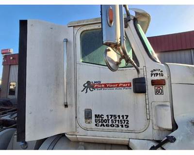 International 9200i Sleeper Fairing