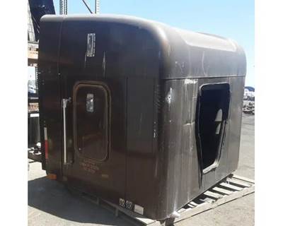 Freightliner FLD132 Classic XL Sleeper