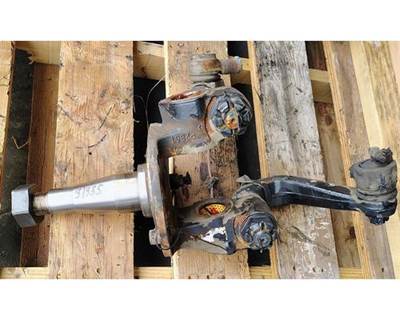 Meritor-Rockwell FF967 Left Spindle for a Volvo VNL670