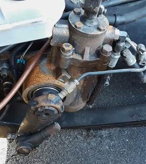 Sheppard MD83PB31 Steering Gear / Rack for a Freightliner MT45 Chassis