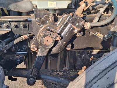 TRW/ROSS CASCADIA Steering Gear / Rack for a Freightliner CASCADIA